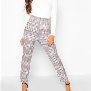 🌸3/$25- Pinafore pants